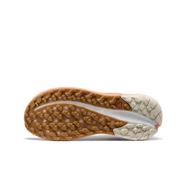 Women's Roam Trail Running Shoe  |  Warm Taupe/Cork