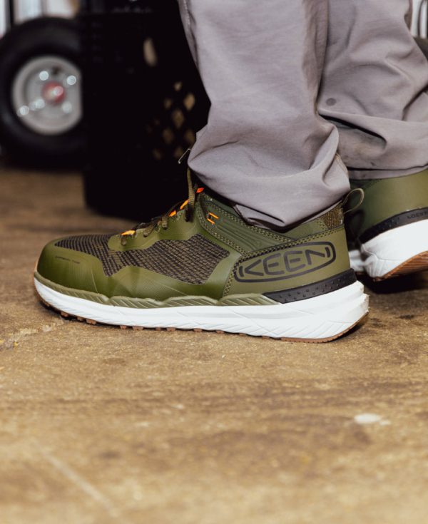 Men's Synchro Waterproof Work Boot (Carbon Toe)  |  Magnet/Black